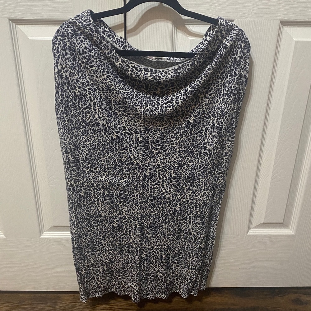 🔥3 for $10🔥 SO Black and Gray Leopard Print MIDI Skirt Size Large